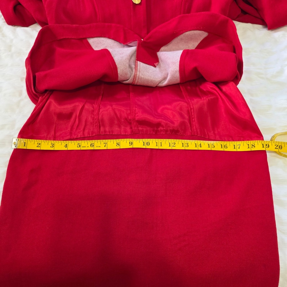 Casual Corner Petite Red Wool Rayon Peplum Sheath Dress Gold Buttons 10P Vintage - Picture 4 of 9